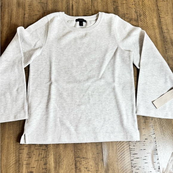 J. Crew bow  Long  sleeve pullover Light Gray Crewneck Sweater NWOT - Picture 2 of 8